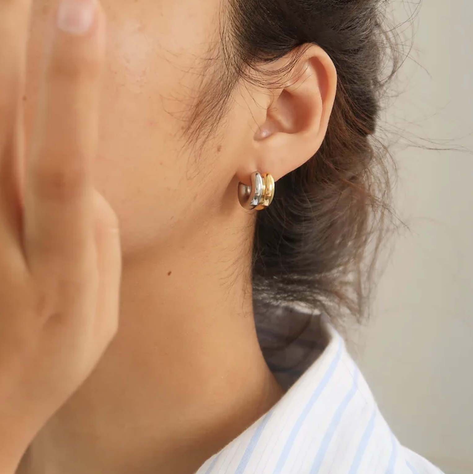 Modern C-Shape Hoop Earrings